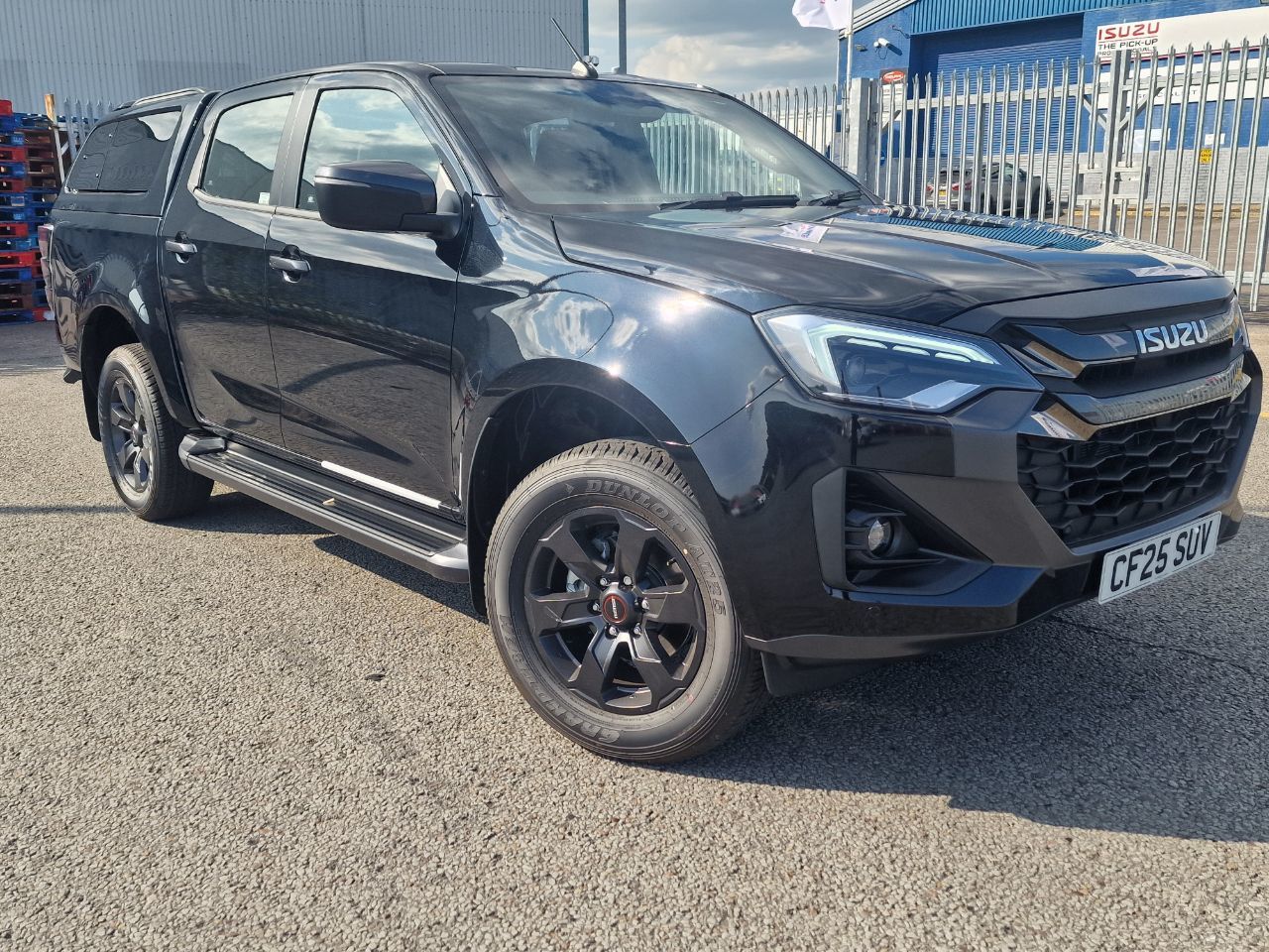 2025 Isuzu D-max